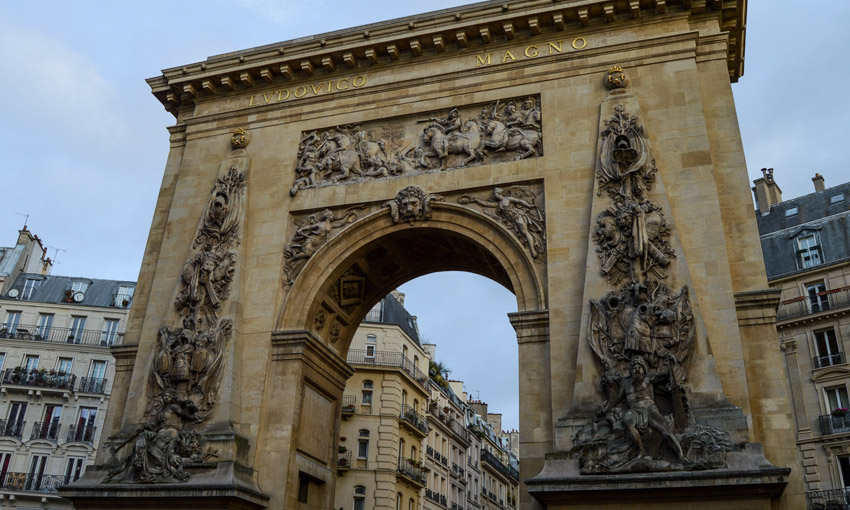 Королевская сена. Арка сен Дени в Париже. Триумфальная арка сен Дени. Блондель ворота сен Дени. Франсуа Блондель Триумфальная арка.